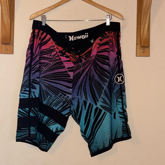 Hawaii sim trunks/board shorts.  2XL.  Great condition. - Picture 1 of 6